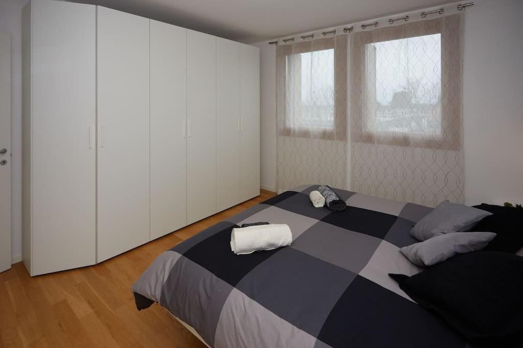 Center Aviano Comfort Suite Free Parking Wifi المظهر الخارجي الصورة